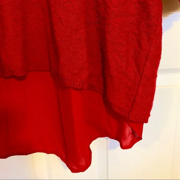 Two by Vince Camuto Lightweight Sweater - Picture 7 of 11